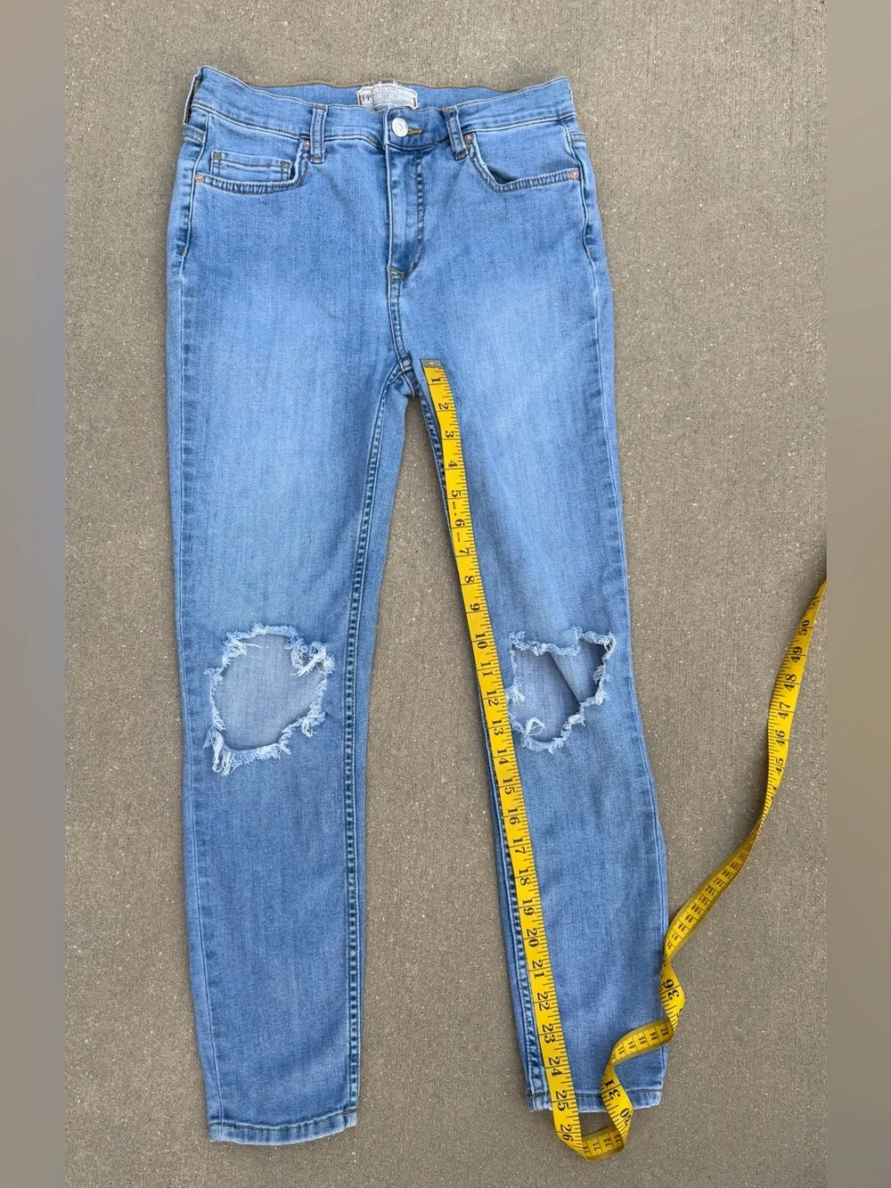 Free People Light Blue Wash Distressed High Rise Skinny Jeans 28 Coastal Boho